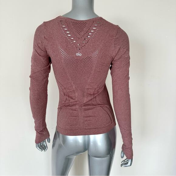 ALO Yoga long sleeve top size S - Picture 2 of 7